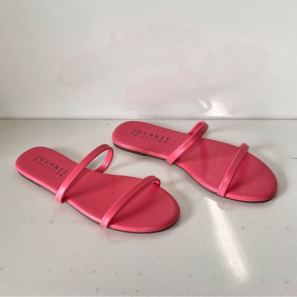 Journee Adyrae Flat Slide Sandal - Picture 1 of 5
